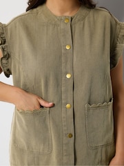 Yours Curve Green Crochet Edge Waistcoat - Image 4 of 5