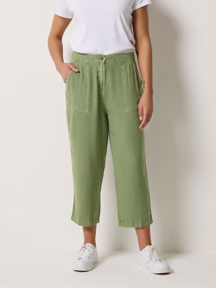 M&Co Green Cropped Carpenter Trousers - Image 1 of 5 M&Co Green Cropped Carpenter Trousers - Image 1 of 5