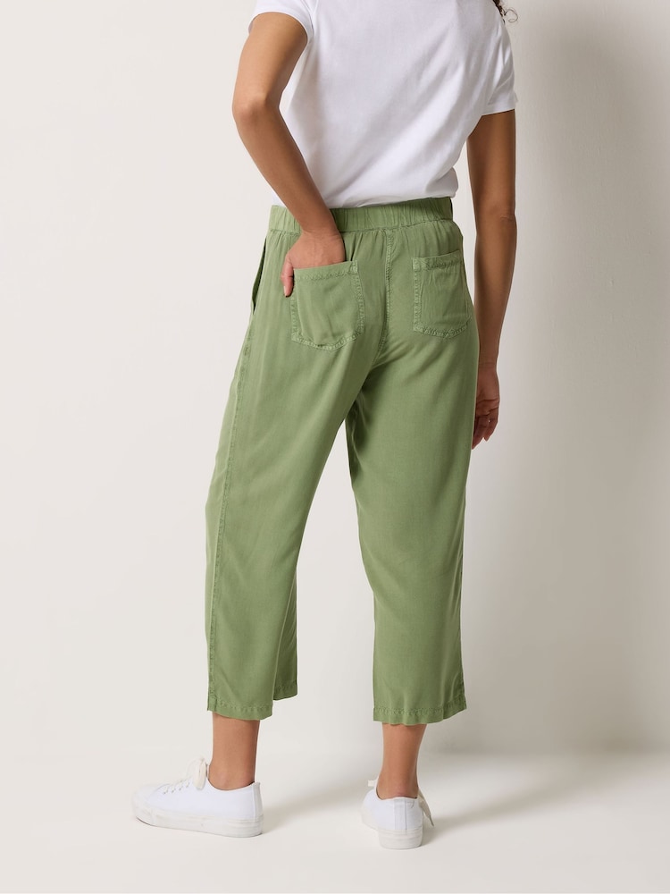 M&Co Green Cropped Carpenter Trousers - Image 2 of 5 M&Co Green Cropped Carpenter Trousers - Image 2 of 5