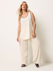 שמנת - Yours Curve גופיית סווינג עם תפר דקורטיבי - תמונה 4 מתוך 5