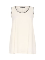 שמנת - Yours Curve גופיית סווינג עם תפר דקורטיבי - תמונה 5 מתוך 5