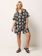 Yours Curve Black Textured Resort Shirt - Image 4 of 5