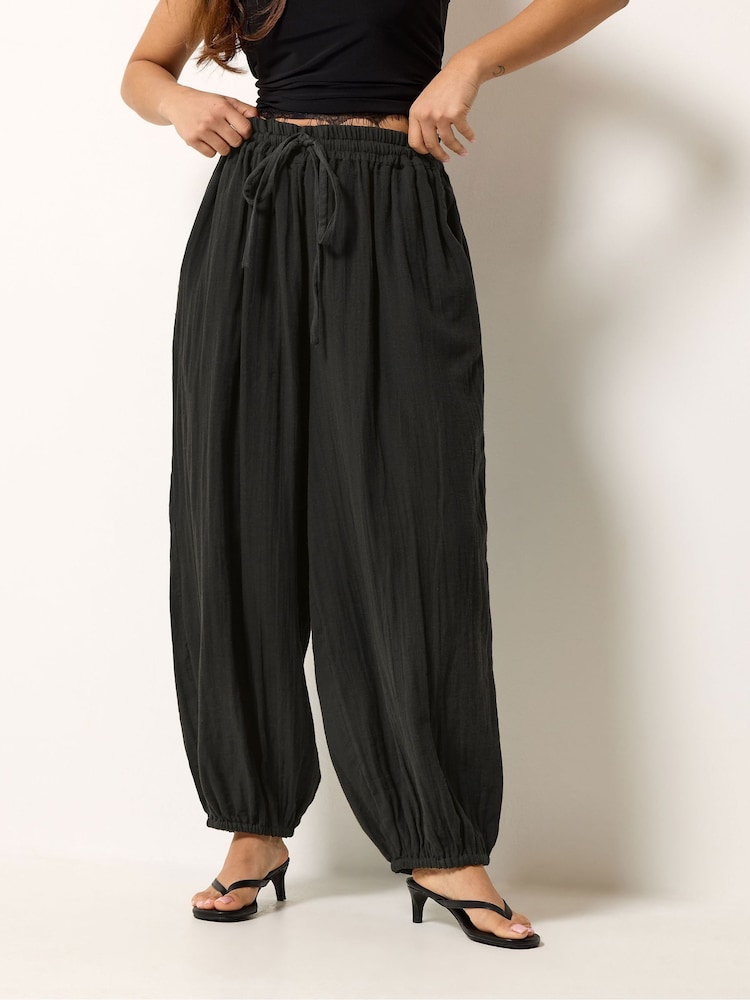 PixieGirl Petite Black Cheesecloth Balloon Trousers - Image 2 of 5 PixieGirl Petite Black Cheesecloth Balloon Trousers - Image 2 of 5