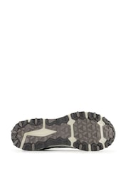 New Balance White/Silver 410 Trail Trainers - Image 5 of 6