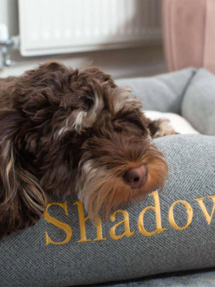 Lords and Labradors Pewter Herringbone Tweed Box Dog Bed - Image 2 of 5
