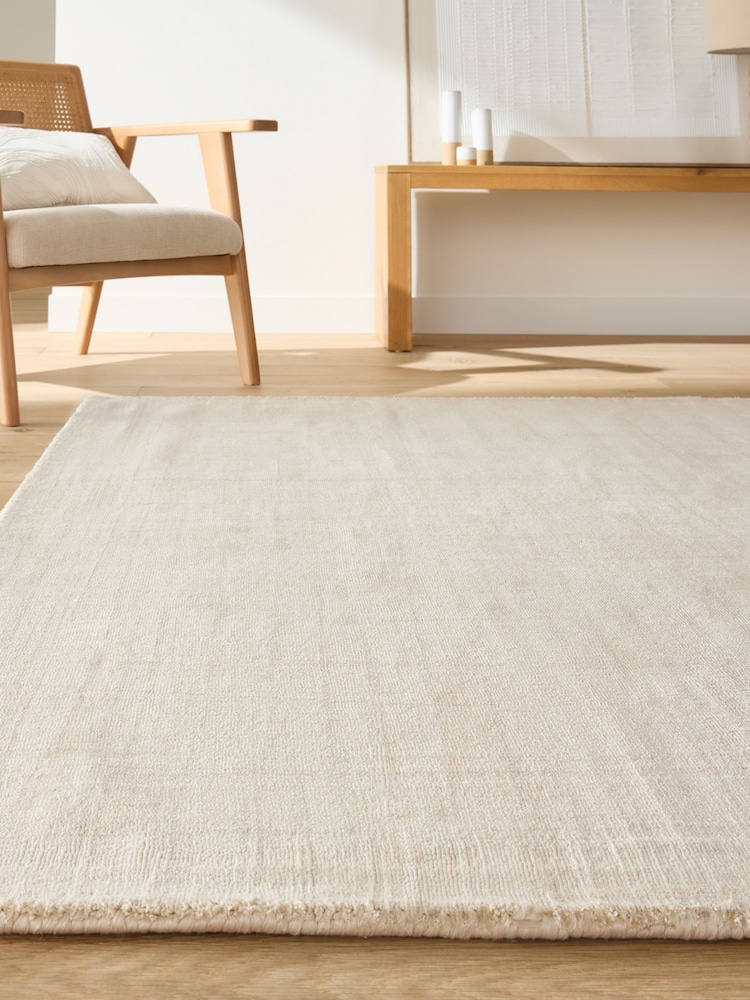 La Redoute Intérieurs Oatmeal Izri Aged Effect Lyocell Rug - Image 1 of 5 La Redoute Intérieurs Oatmeal Izri Aged Effect Lyocell Rug - Image 1 of 5