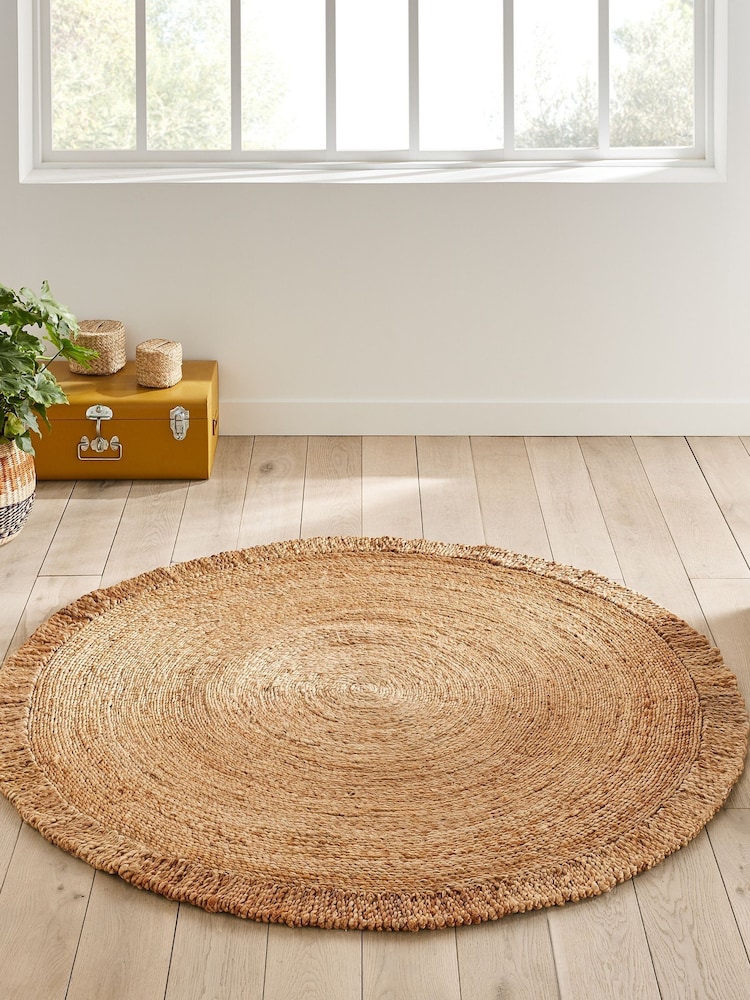 La Redoute Intérieurs Natural Aftas Fringed Round Jute Rug - Image 1 of 3 La Redoute Intérieurs Natural Aftas Fringed Round Jute Rug - Image 1 of 3