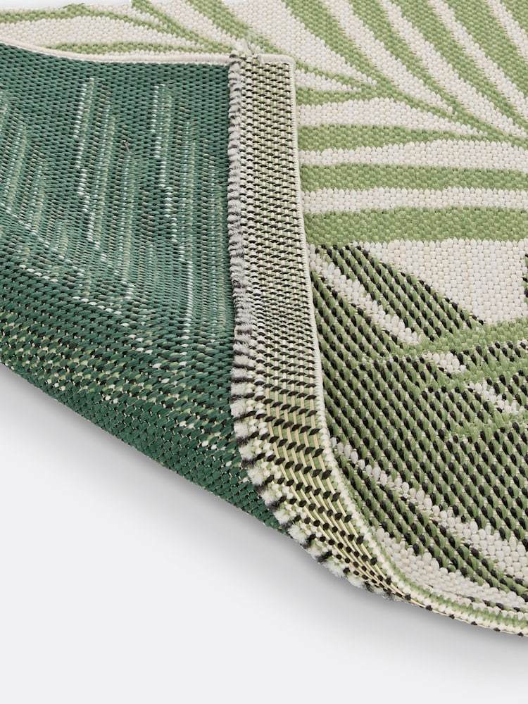 La Redoute Intérieurs Green Armona Rug for Indoors and Outdoors - Image 4 of 4 La Redoute Intérieurs Green Armona Rug for Indoors and Outdoors - Image 4 of 4