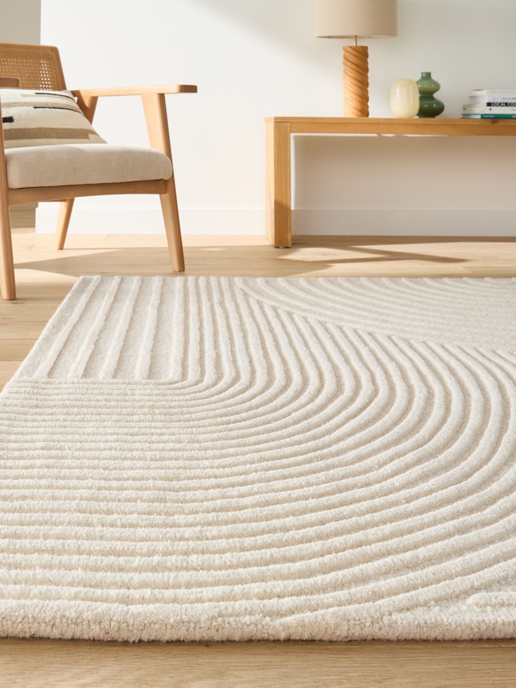 La Redoute Intérieurs Ecru Melko 100% Wool Graphic Print Rug - Image 1 of 5 La Redoute Intérieurs Ecru Melko 100% Wool Graphic Print Rug - Image 1 of 5