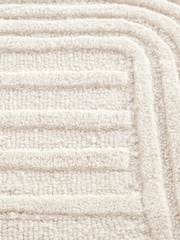 La Redoute Intérieurs Ecru Melko 100% Wool Graphic Print Rug - Image 4 of 5