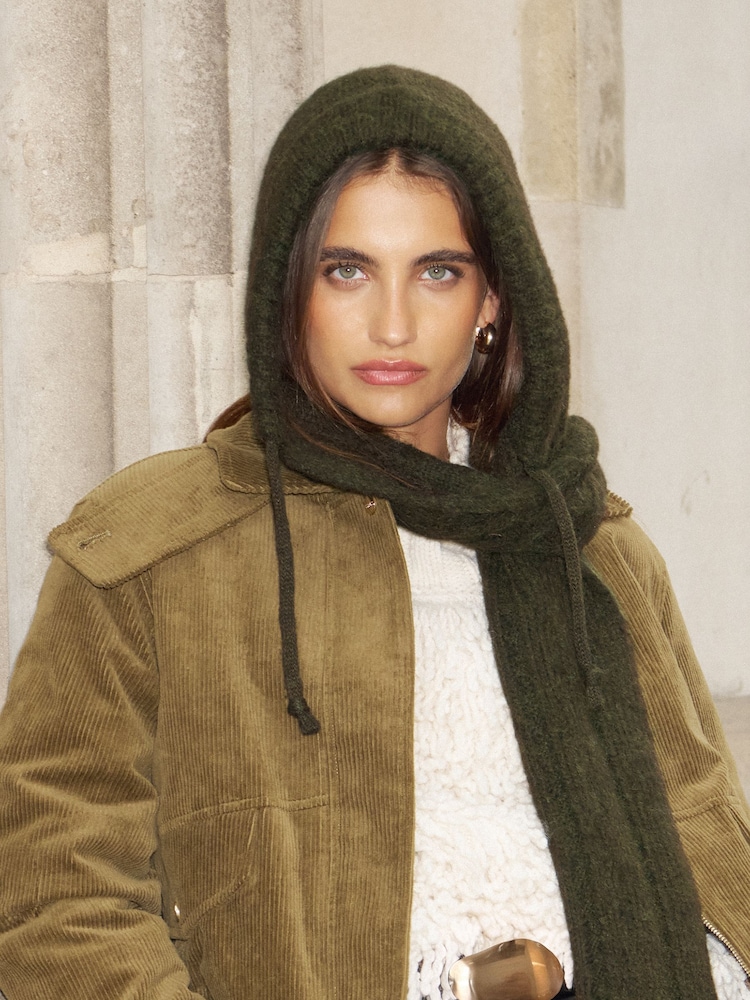 Verde oscuro - Lipsy Cable Knit Hooded Scarf - Imagen 2 de 6
