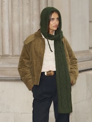 Verde oscuro - Lipsy Cable Knit Hooded Scarf - Imagen 3 de 6