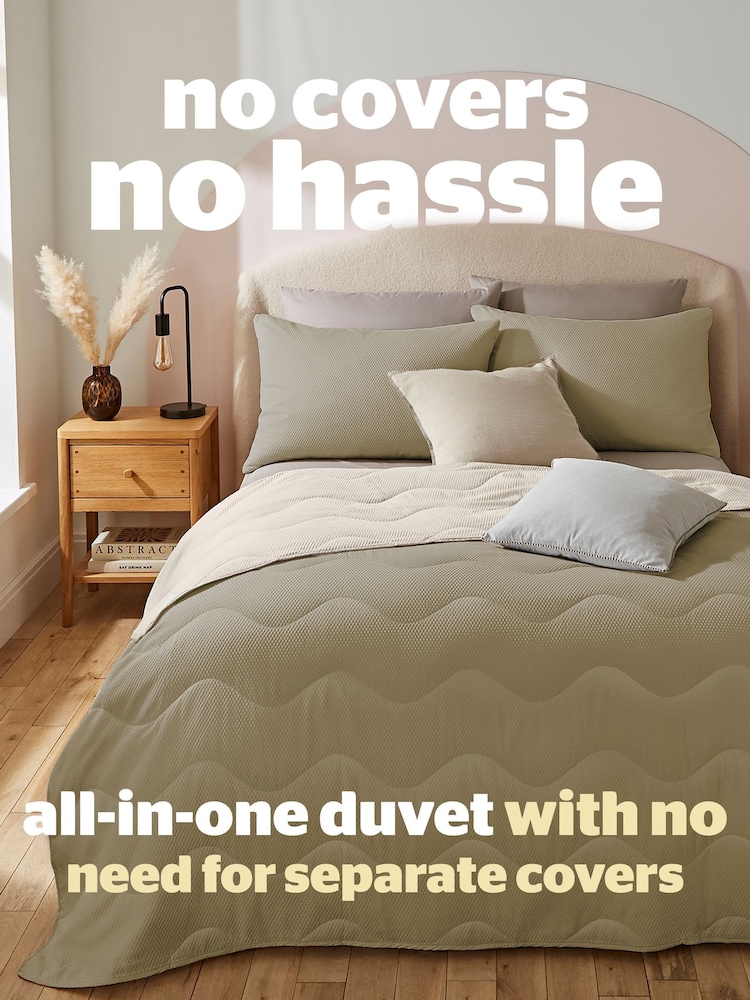 Silentnight Summer Breeze Seersucker Coverless Duvet - 4.5 Tog - Image 2 of 9 Silentnight Summer Breeze Seersucker Coverless Duvet - 4.5 Tog - Image 2 of 9