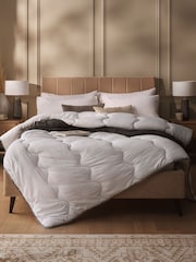 Sleepeezee Hotel Luxe 10.5 Tog Duvet - Image 1 of 10