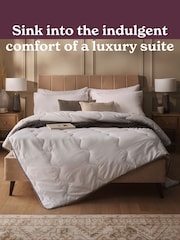 Sleepeezee Hotel Luxe 4.5 Tog Duvet - Image 2 of 10