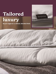 Sleepeezee Hotel Luxe 4.5 Tog Duvet - Image 6 of 10