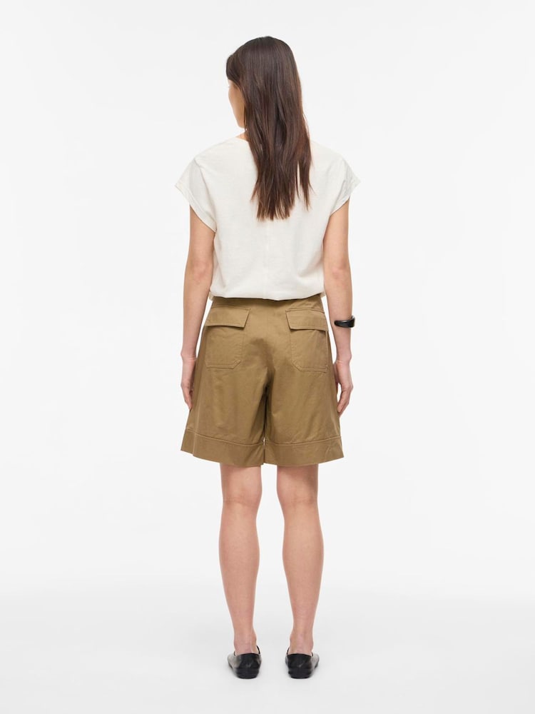 VILA Brown Cargo Knee Shorts - Image 2 of 3 VILA Brown Cargo Knee Shorts - Image 2 of 3