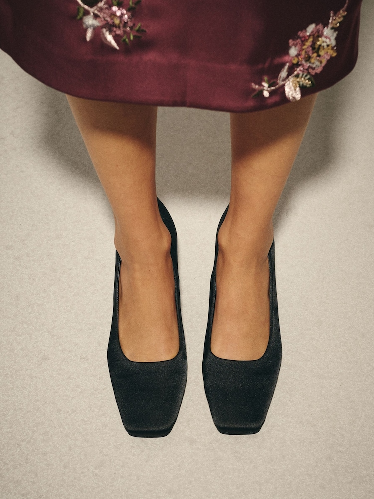 Black Forever Comfort® Satin Block Court Heels - Image 2 of 7 Black Forever Comfort® Satin Block Court Heels - Image 2 of 7