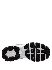 Nike Black Silver Youth Air Max Moto 2K Trainers - Image 3 of 3