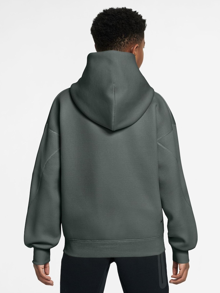 Nike Camo Green Sportswear Tech Fleece Oversized Pullover Hoodie - Image 2 of 3 Nike Camo Green Sportswear Tech Fleece Oversized Pullover Hoodie - Image 2 of 3
