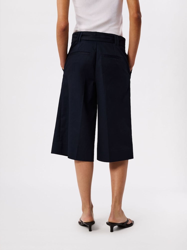 Whistles Compact Cotton Bermuda Shorts - صورة 2 من 4