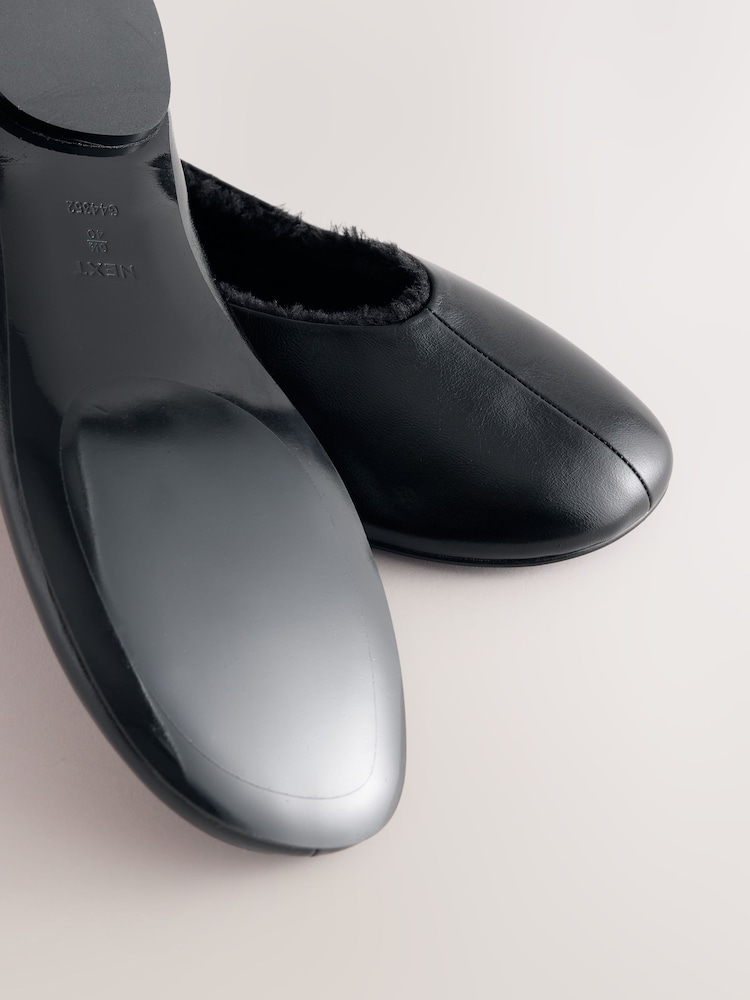 Black With Faux Fur - Forever Comfort® Ballerinas mit geschwungener Zehenpartie - Bild 5 von 5