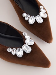 Šokoladinis rudas - Forever Comfort® Jewelled Point Toe Ballet Shoes - 12 paveikslėlis iš 13