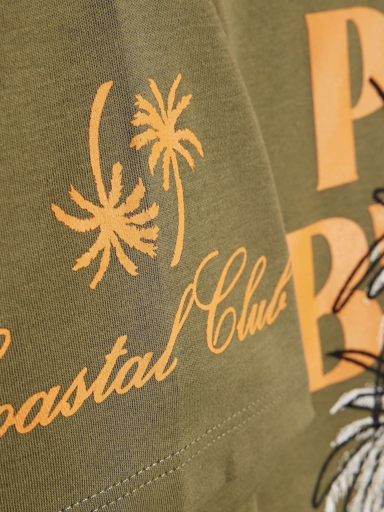 River Island Green Oversized Palm Beach Graphic T-Shirt & Shorts Set - Image 4 of 4