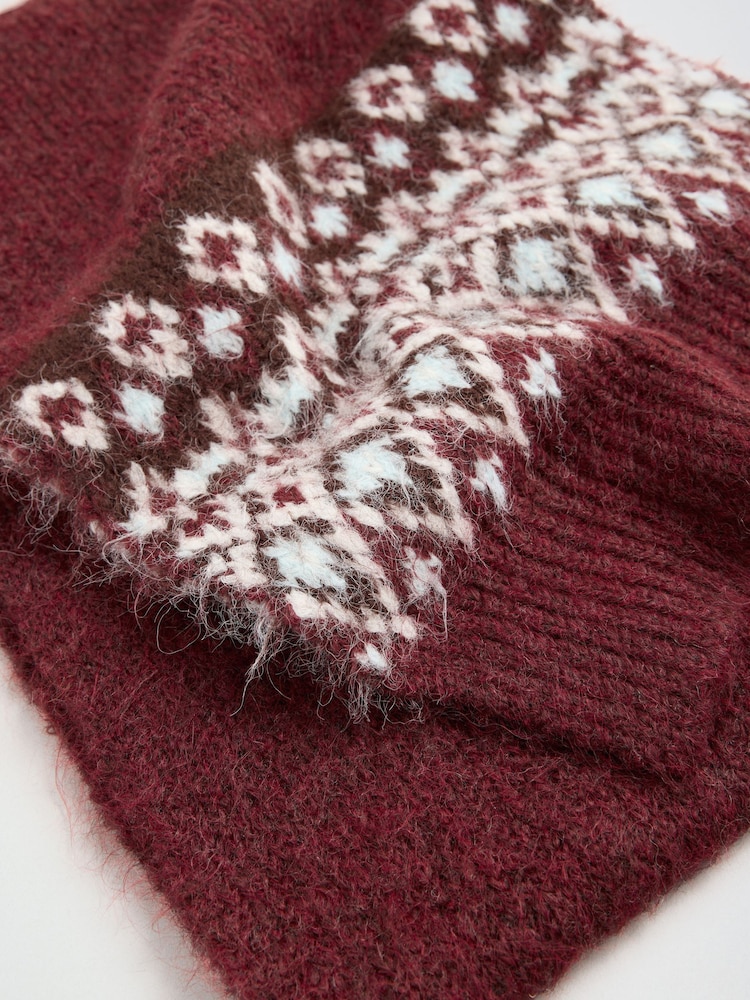 Love & Roses Burgundy Red Fairisle Embelished Brushed  Scarf - Image 6 of 6