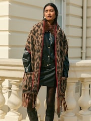 Love & Roses Leopard Print Brsuhed Scarf with Pockets - Image 2 of 3