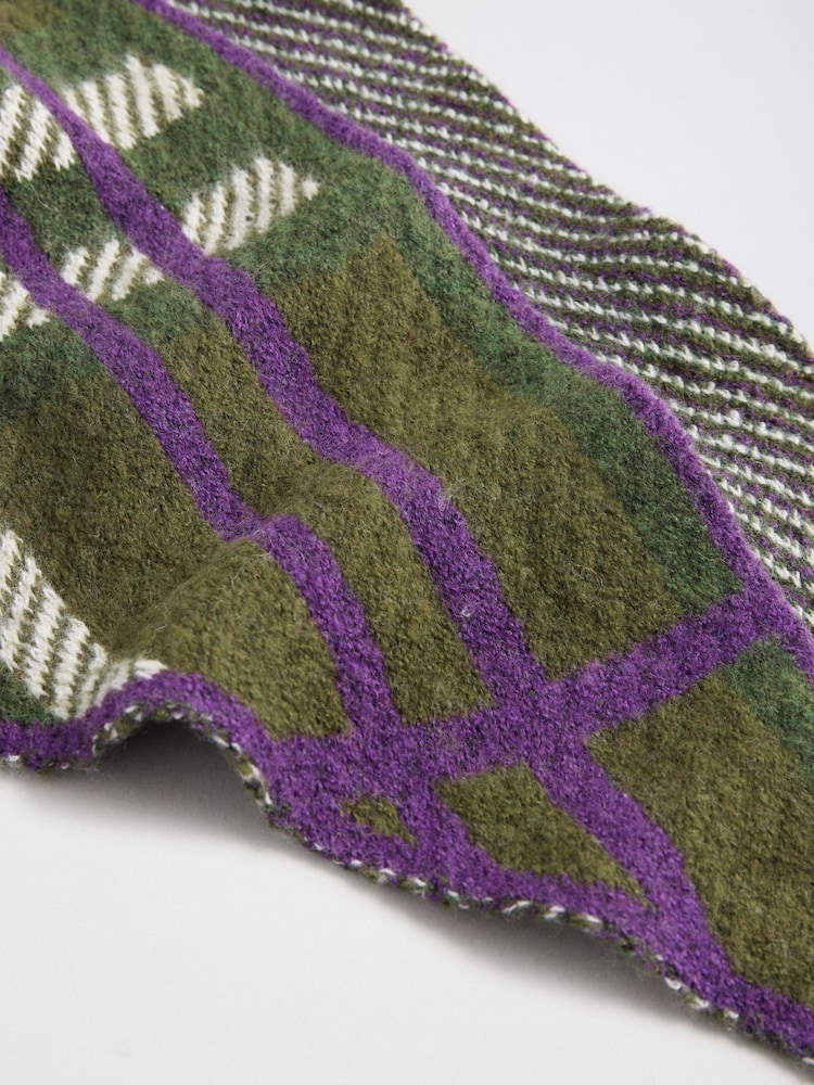 Love & Roses Green Soft Oversized Triangle Scarf - Image 7 of 7 Love & Roses Green Soft Oversized Triangle Scarf - Image 7 of 7