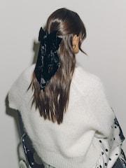 Black Velvet Oversized Bow - Image 2 of 5