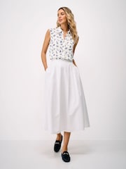 Crew Clothing Blue Relaxed Sleeveless Linen-Blend Shirt - Image 3 of 5