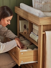 Cuddleco Oak Burford Dresser Changer - Image 5 of 7