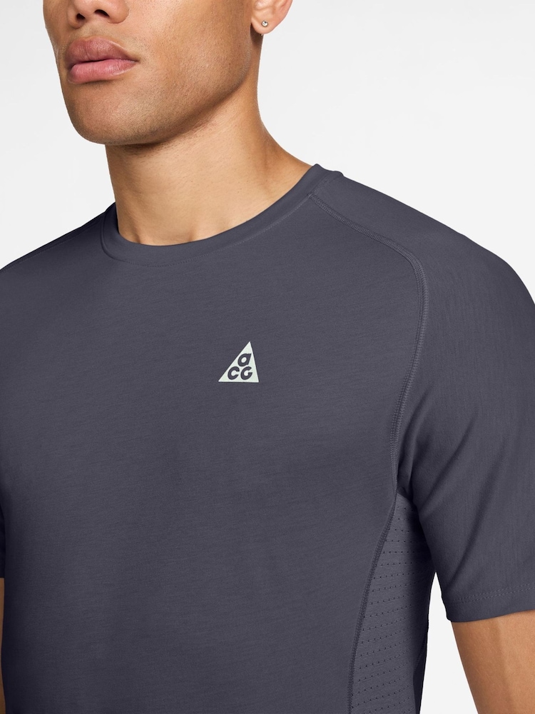Grå - Nike ACG Solar Chase Dri-FIT ADV løpe-T-skjorte - Bilde 3 av 3
