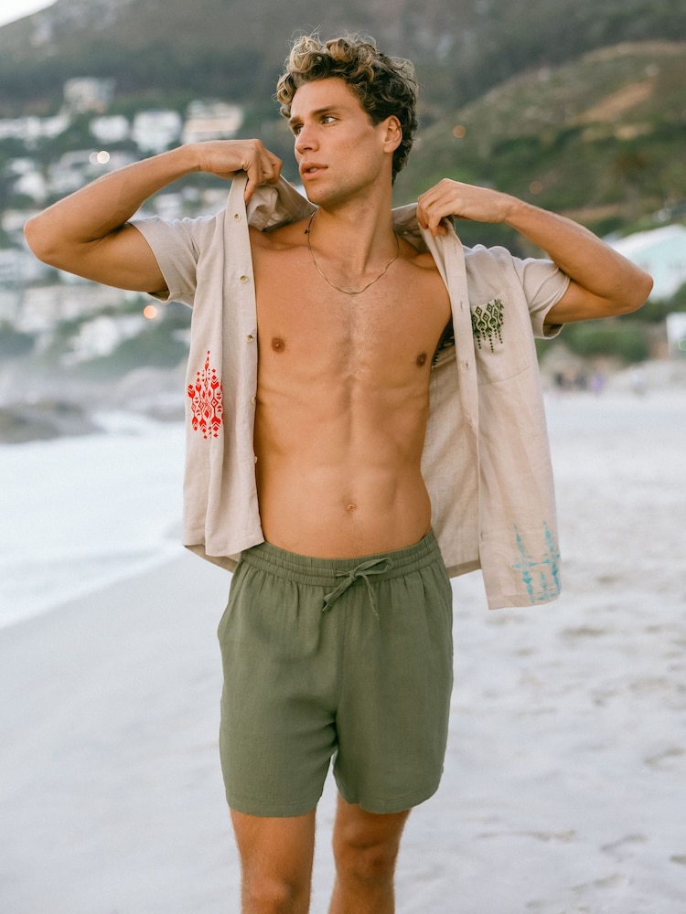 Chelsea Peers Khaki Green Relaxed Side Pocket Shorts - Image 1 of 5