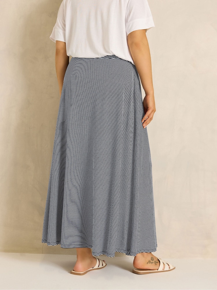 Evans Black Striped Jersey Pocket Midaxi Skirt - Image 2 of 5 Evans Black Striped Jersey Pocket Midaxi Skirt - Image 2 of 5