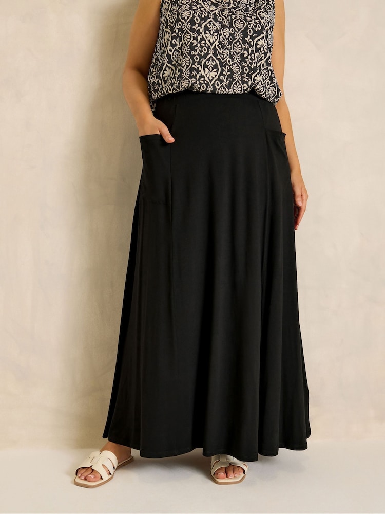 Evans Black Jersey Pocket Midaxi Skirt - Image 1 of 5 Evans Black Jersey Pocket Midaxi Skirt - Image 1 of 5