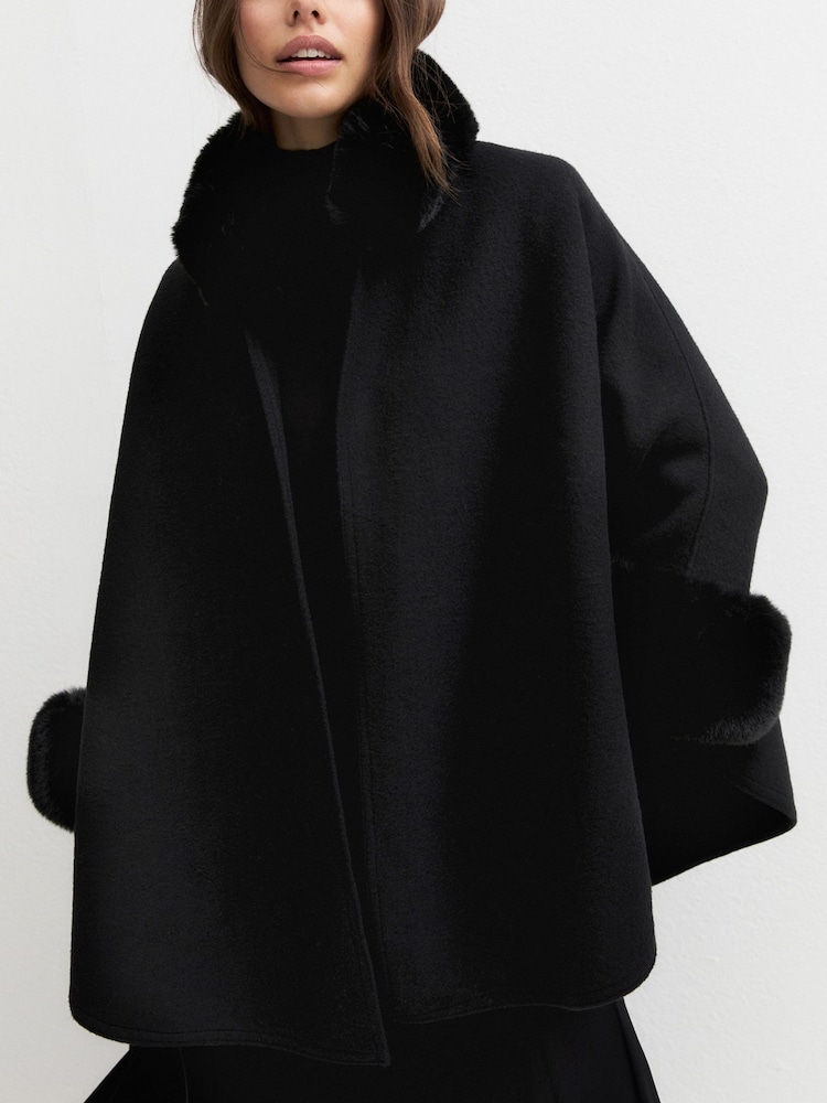 Emme by Marella Amici Fur Cape Poncho - Bild 1 von 6