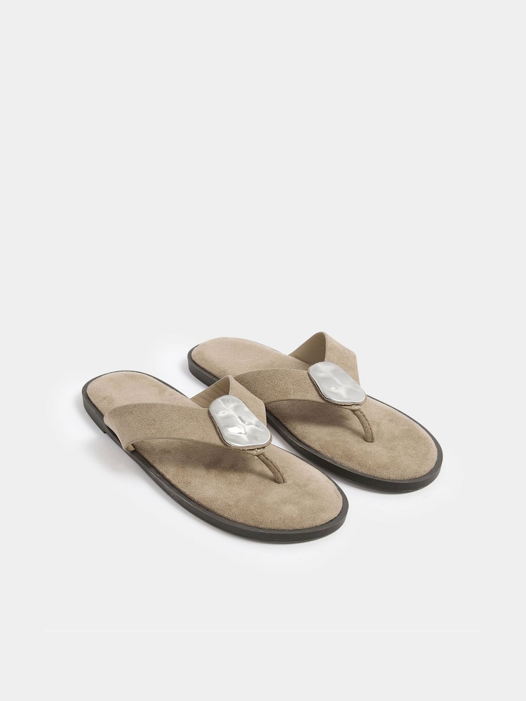 Yours Curve Natural EEE Extra-Wide Fit Hammered Disk Sandals - Image 2 of 5