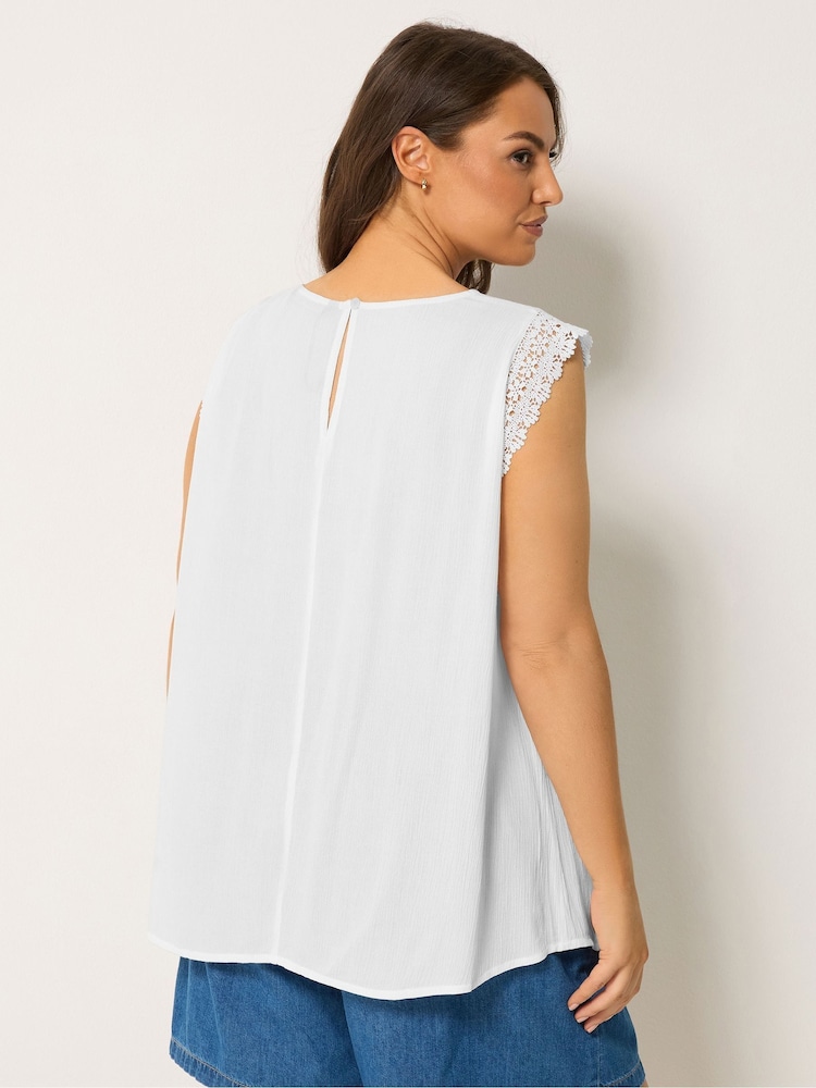 Yours Curve White Crinkle Crochet Vest - Image 2 of 4