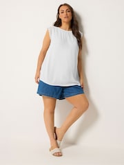 Yours Curve White Crinkle Crochet Vest - Image 3 of 4