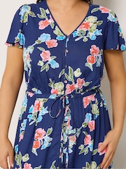 Yours Curve Blue Floral Print Angel Sleeve Dress - Image 4 of 5