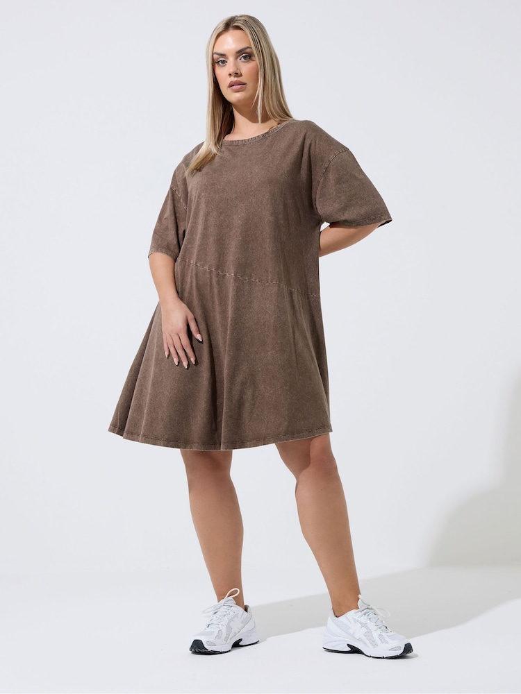 Yours Curve Brown Limited Acid Wash Dress - Image 2 of 5