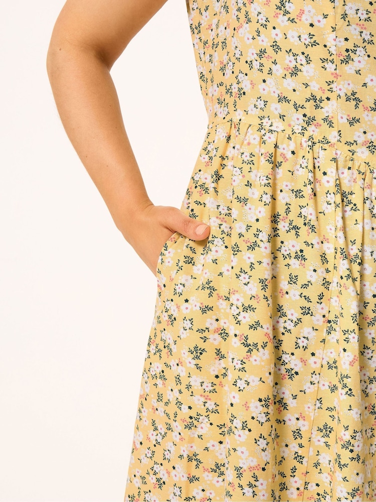 Yours Curve Yellow Linen Blende V Waist Midaxi Dress - Image 4 of 4 Yours Curve Yellow Linen Blende V Waist Midaxi Dress - Image 4 of 4