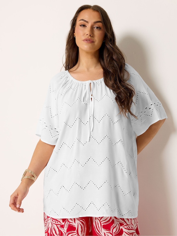 Blanco - Yours Curve Broderie Scallop Blouse - Imagen 1 de 4