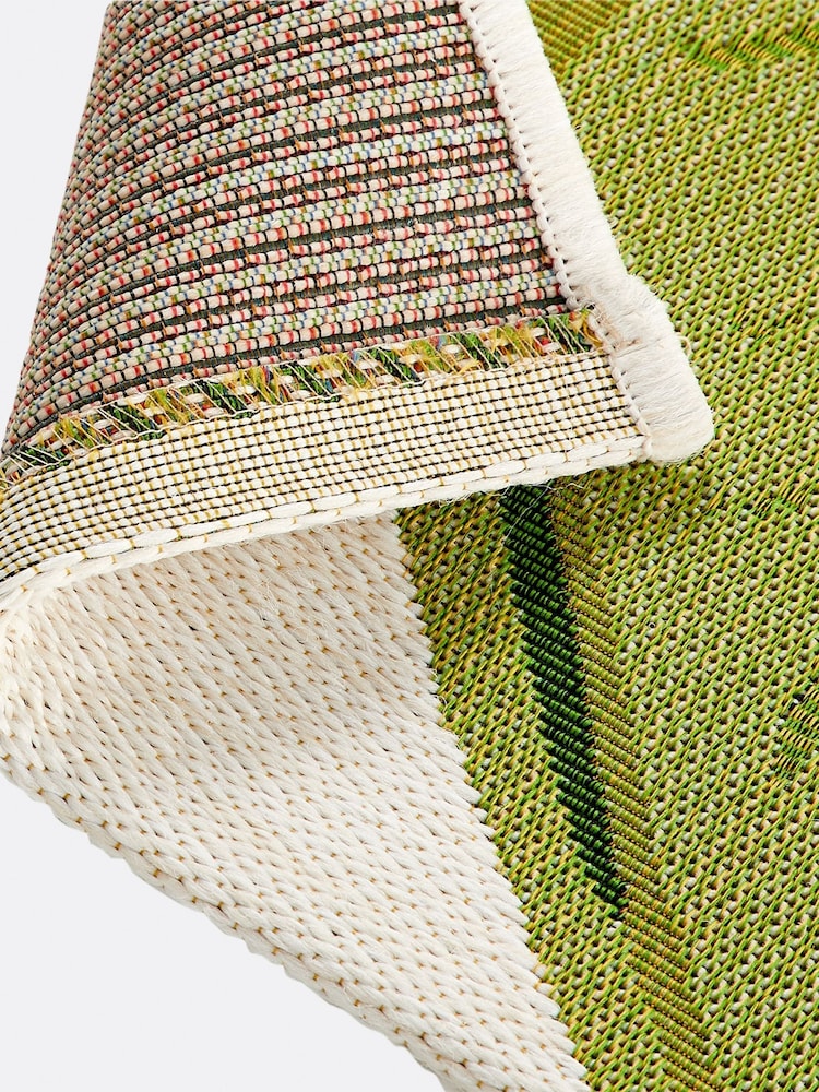 La Redoute Intérieurs Green Ecru Mokoa Flat Woven Indoor and Outdoor Rug - Image 5 of 5