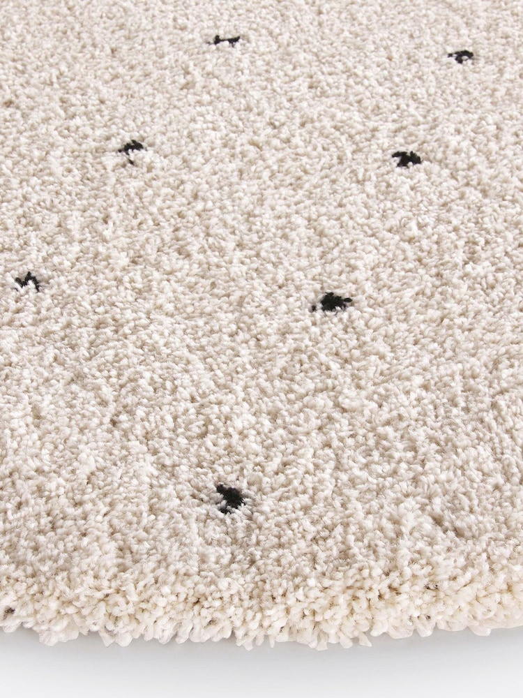 La Redoute Intérieurs White Black Ava Berber-Style Round Rug in Polka Dot - Image 3 of 3 La Redoute Intérieurs White Black Ava Berber-Style Round Rug in Polka Dot - Image 3 of 3