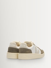 Veja White V-82 Trainers - Image 3 of 3