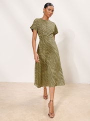 Lipsy Green Textured Side Knot Short Sleeve Midi Dress - Image 1 of 4
